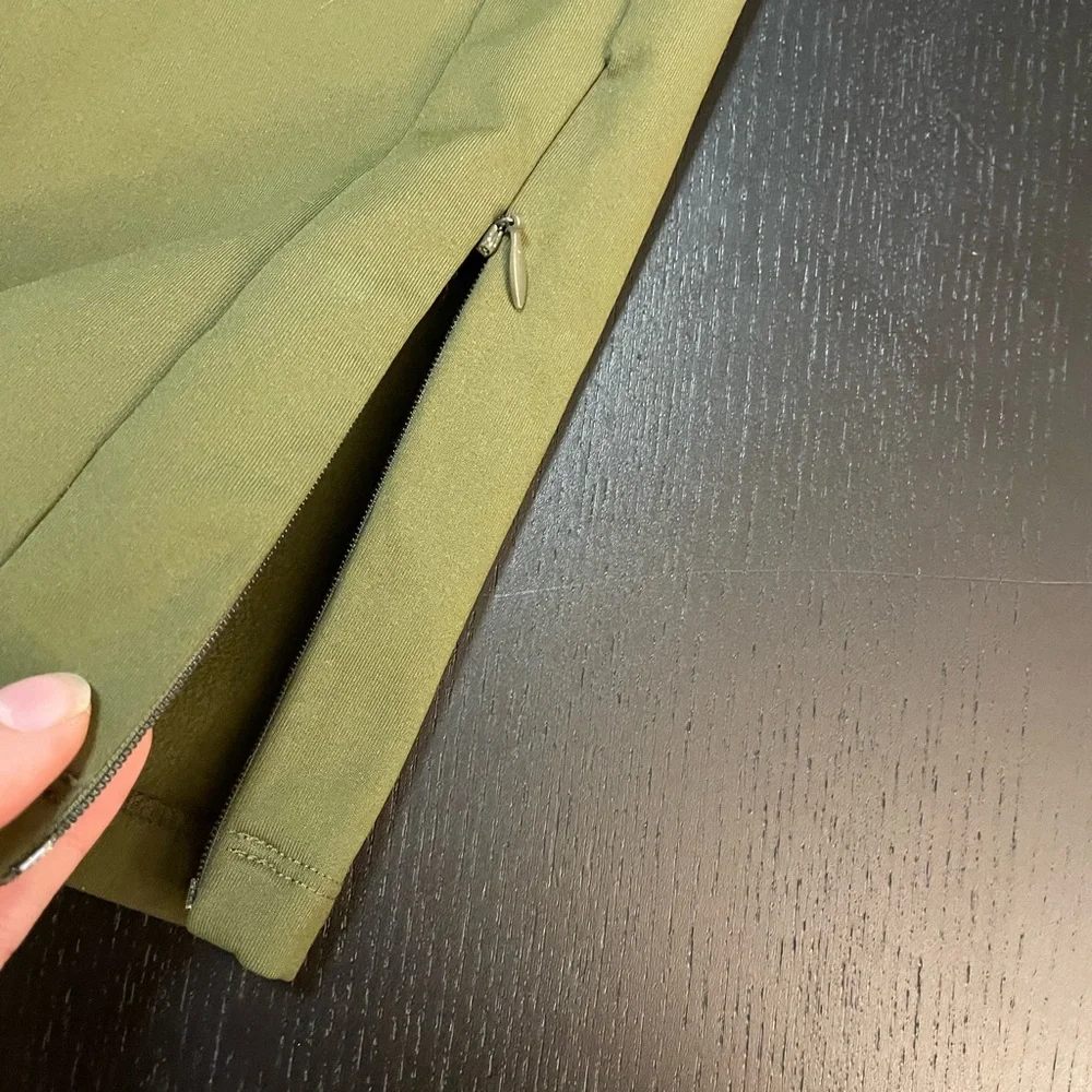 Jo + Jax Joggers - Picture 3 of 3